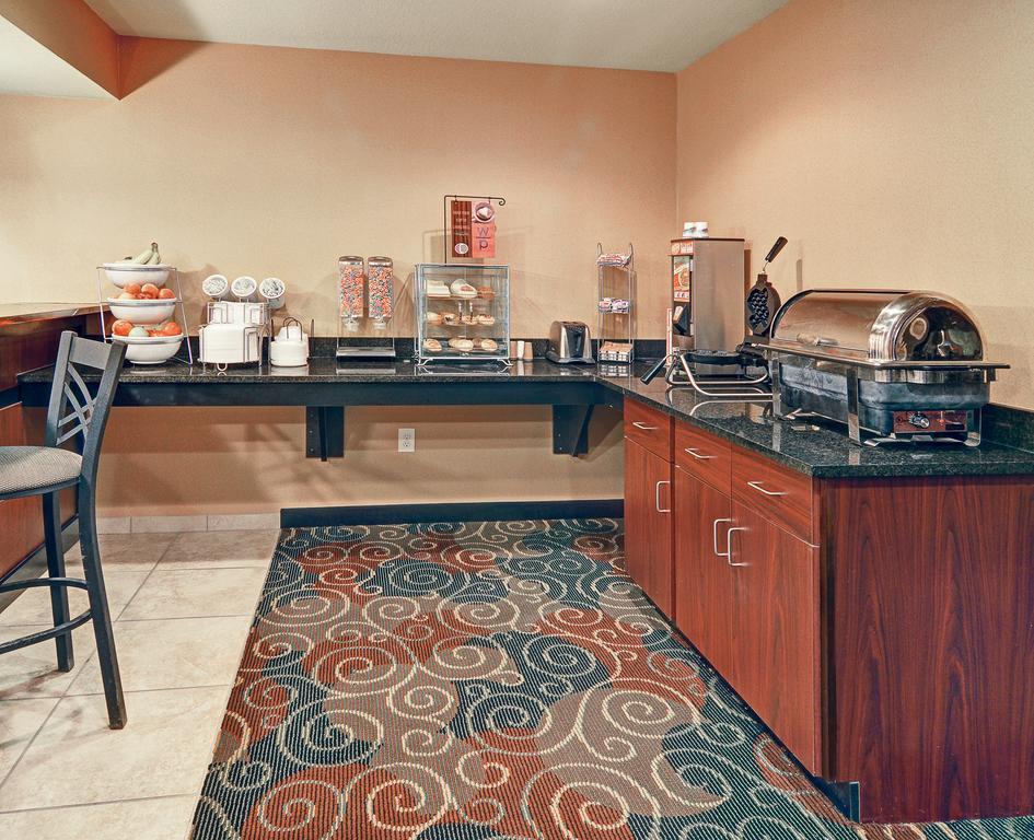Cobblestone Inn & Suites - Big Lake Zewnętrze zdjęcie